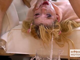 Bryan Gozzling and Kenzie Reeves's 18-25 action by Hookup Hotshot
