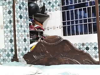 Husband ke dost ko bula kr sundar anuty ne sex kra or maza liya bbc sex kre aunty
