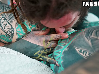 Anal Loving Hippie Gets Fucked and Cum Covered by Big Cock