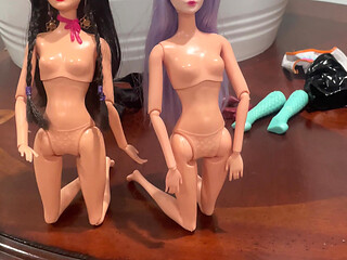 Raquelle and Asian Barbie baddie cummed on opps