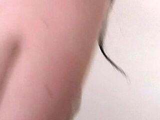 Ex GF gives a hardcore hand job