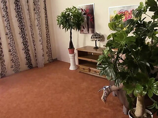 Sexy bitch loves getting fucked in the ass doggystyle