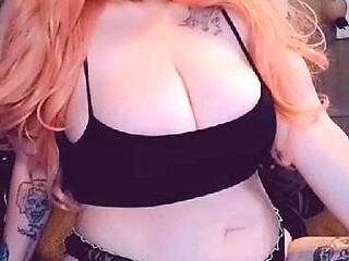 Big boob brunette masturbates on webcam