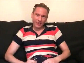 This Is Alex Hars a Top Guy Xxl Cocok Who Live in London and Fuck Me Bare and Creampie My Hole