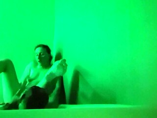 elle se fait manger la chatte au sauna