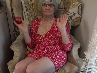 Housewife Serge Lusin. 2025e