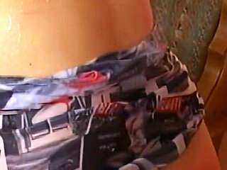 Blonde Babe Pipi Langstrunz Wild Pussy Play and Ride