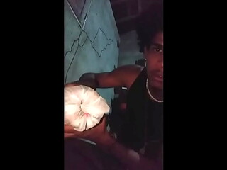 Toboceta, a mistura de to&quot_toalha&quot_ bo&quot_bolsa ceta&quot_buceta, como fazer uma buceta com uma toalha e uma sacola pl&aacute_stica.