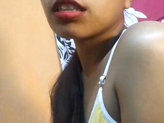 Bivi ko apne dost se chudvaya