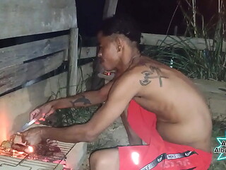 Depois do churrasco,o churrasqueiro provou da minha lingui&ccedil_a filme completo no Red!