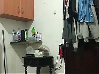 Amateur guy with a big cock gets his girlfriend nice and wet for some hot sex.