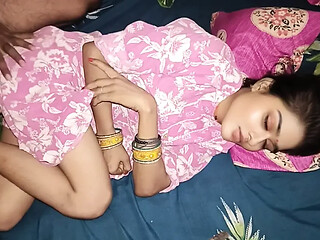 Desi Indian Muslim wife gets naughty with uncle in steamy video