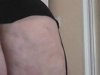 Lexie Rides Her Dildo with Pussy in Chains