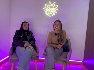 Conociendo a Scarlett and Chanel