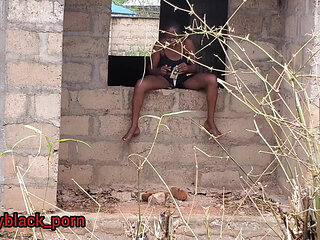 My Gangster Girlfriend Just Fuck at the Building Outside Our House
