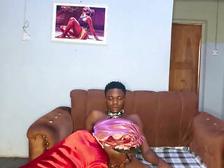 Baby Mama Drops by the House to Take This BBC and She Gives Hot Blowjob She's Nasty