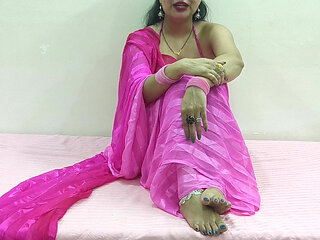 Tight Pussy Desi Bhabhi in Saree Fucked Hard by Devar in Hindi Audio