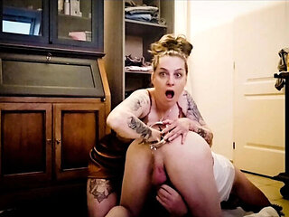 French Amateur Mistress Tatiana Brutal Femdom Anal Fisting with Speculum Retractor