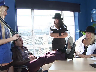 Lisa Marie, Natasha Marley And Lee Stone - Gives Her Blowjob And Screw