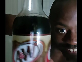 Who wants some caffeine free rootbeer soda beverage with rootbeer flavored anus for free 3