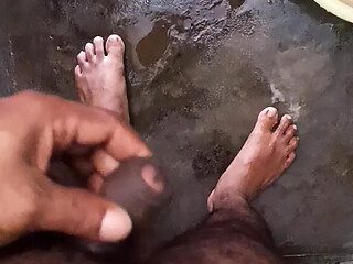 Bath room hand pump  out