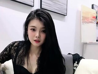 Amateur Lovely Asian babe fucked