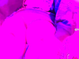 Curvy white girl gets both of her holes filled with pleasure