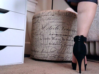 Let My Heels Make You Fall Deep