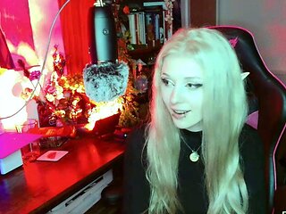 Sexy Amateur 18 Blond Teen First Time Webcam