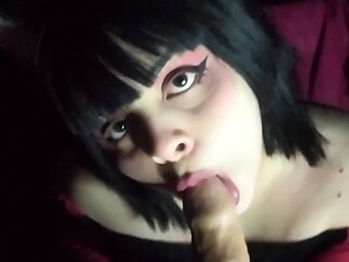 Brunette slut gives a great pov amateur blowjob