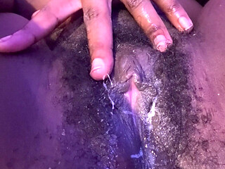 I Watched Porn Then Got Horny, and Ended up Rubbing Out a Good Creamy Nut Out My Pretty Rich Black Pussy