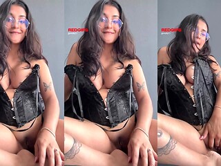 Amateur Babe Big Tits Boobs Brunette
