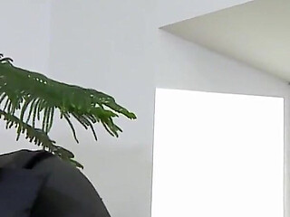 Nilla Seduces the Janitor in the Office for the Job