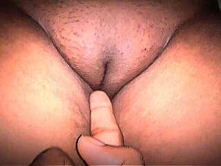 Desi Hot Aunty Night Sex with Ramino - Indian Mom Big Ass and Pussy Village Action