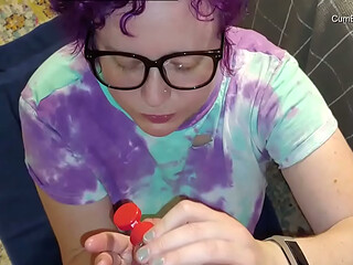 Cum on her glasses
