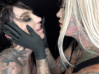 Misha Montana : Evilyn Ink destroys Misha during a sexy energetic fuck!