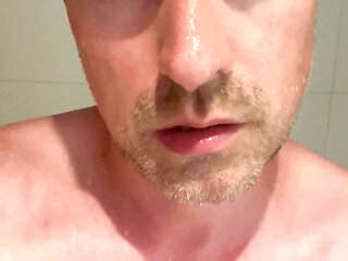 Thomas Renneberg - Shower - Exposed - Sexy - Cumming