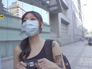 Mdag-0004 Street Huntingstretched Sex with a Soft Waist