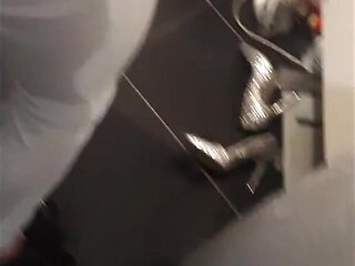 Desperate Pee in White Jeans and Higheel