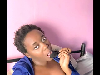 My First EVER Nude Mukbang - Alliyah Alecia