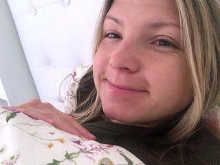 Blonde teen solo stripdance