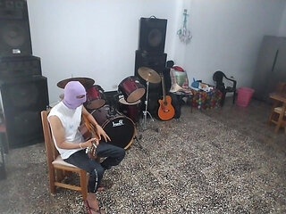 I Masturbate in the Classroom While Fantasizing About Fucking My Friend