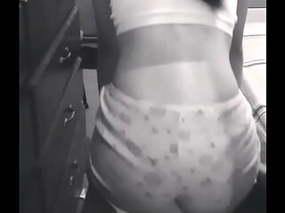 Allyson bailando tiene un culo bien rico