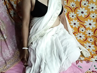 Saree peheneke bhabhi ko chodai kiya