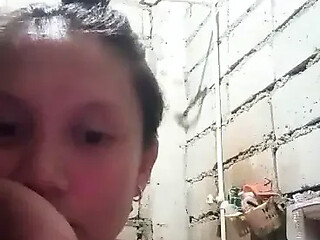 im alone im horny now