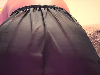 Bouncing my tight hole on that silicone cock