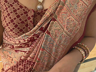 Bhabhi Sucked My Dick in Exchange for Bra and Panty in the Shop