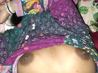Bhabhi's Tight Pussy Was Fucked and Cream Was Taken Out