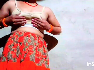 18 Years Old Very Beautiful Desi Girl Seeing a Boy's Penis, It Was Very Big and Tight