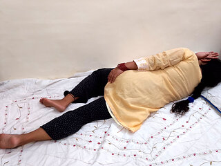 The stepsister saw in her dream that her stepbrother came into her room and was fucking her